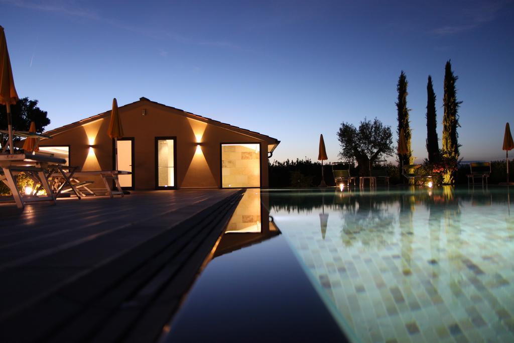 Agriturismo Verbena กัสติลโยเน เดล ลาโก ภายนอก รูปภาพ