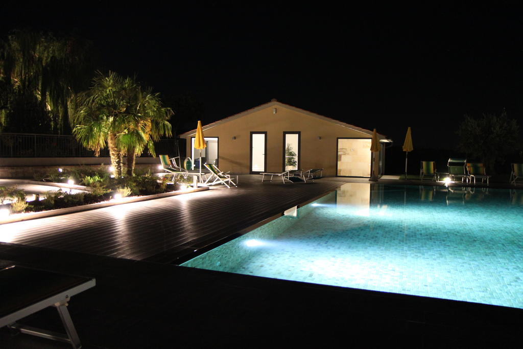 Agriturismo Verbena กัสติลโยเน เดล ลาโก ภายนอก รูปภาพ