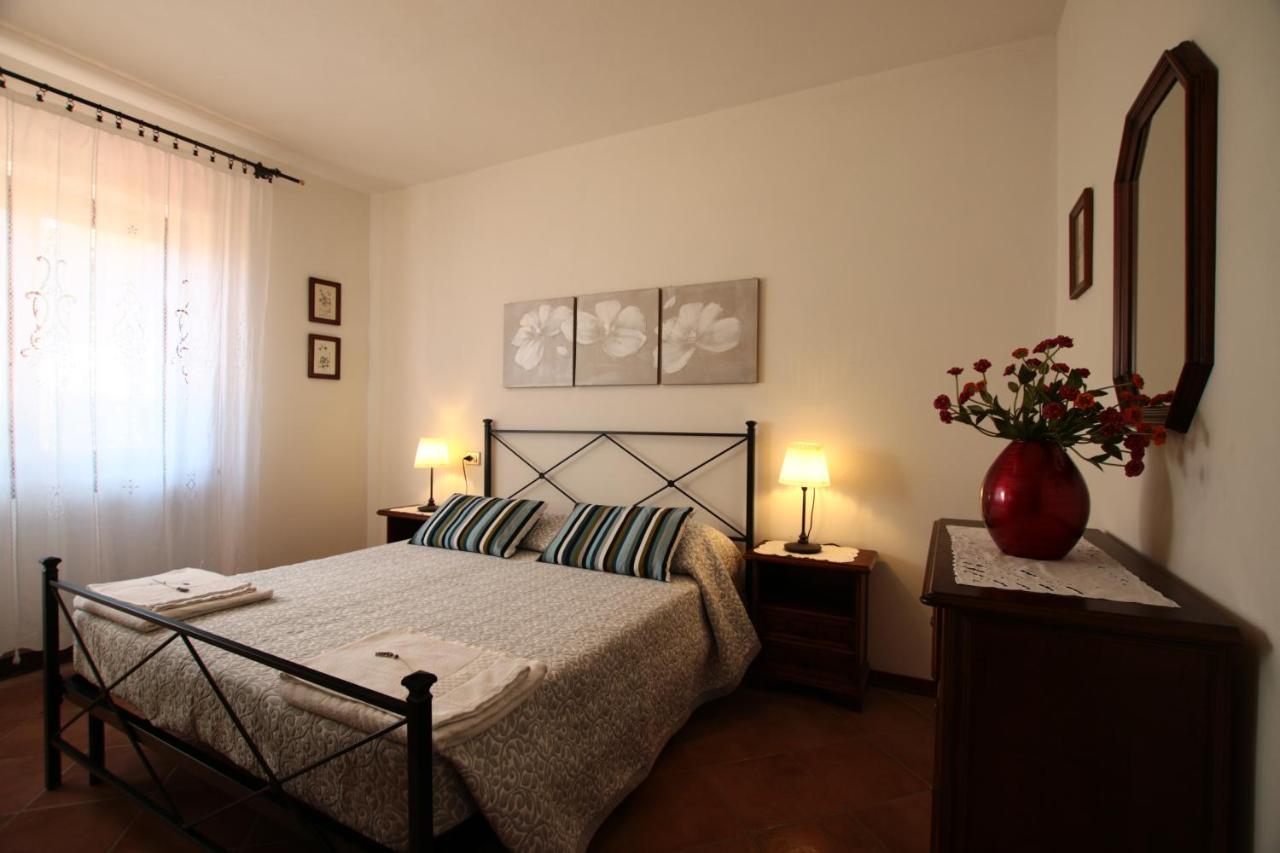 Agriturismo Verbena กัสติลโยเน เดล ลาโก ภายนอก รูปภาพ
